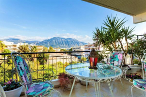 Bright comfy flat near the beach & the city center
